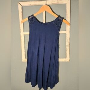 Old Navy Navy Blue Crochet Lace Back Sleeveless Tank Top - Size Medium M